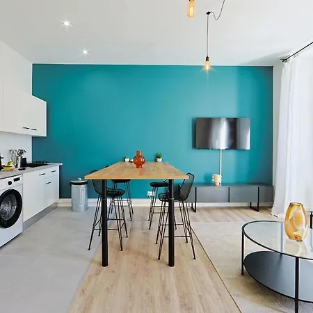 Superbe Appartement, Lumineux Et Moderne *